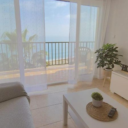 Apartamento Con Piscina En La Primera Linea De Playa De فوينخيرولا المظهر الخارجي الصورة