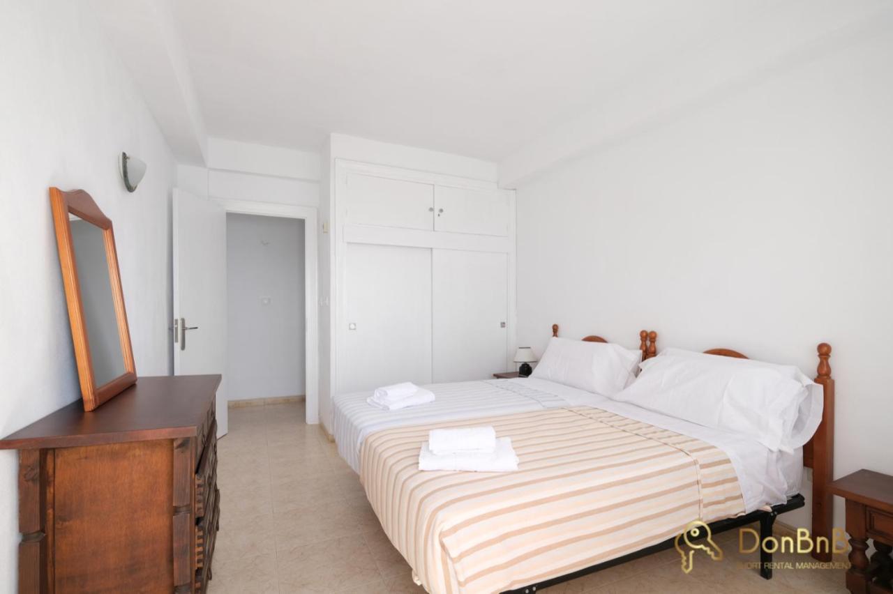 Apartamento Con Piscina En La Primera Linea De Playa De فوينخيرولا المظهر الخارجي الصورة