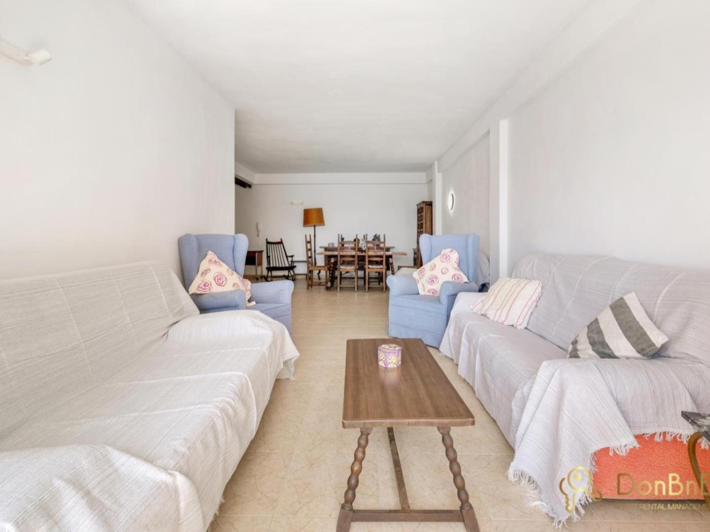 Apartamento Con Piscina En La Primera Linea De Playa De فوينخيرولا الغرفة الصورة