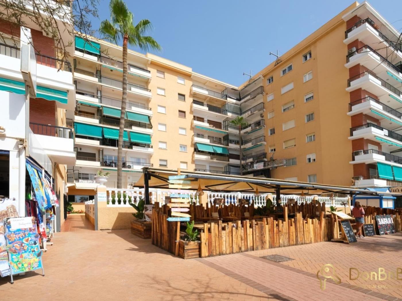 Apartamento Con Piscina En La Primera Linea De Playa De فوينخيرولا الغرفة الصورة