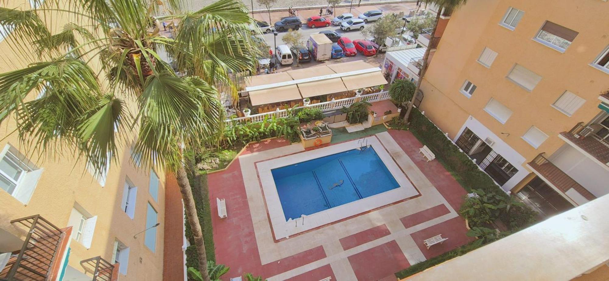 Apartamento Con Piscina En La Primera Linea De Playa De فوينخيرولا المظهر الخارجي الصورة